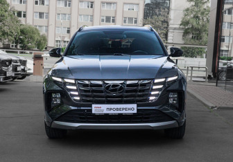 Подержанный автомобиль Hyundai Tucson 2022 года (2 фото)