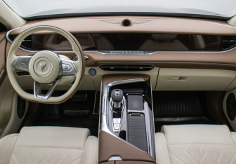 Подержанный автомобиль Voyah Free 2023 года (13 фото)