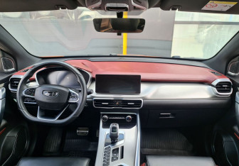 Подержанный автомобиль Geely Coolray 2020 года (11 фото)