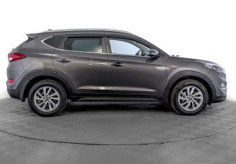 Подержанный автомобиль Hyundai Tucson 2016 года (4 фото)