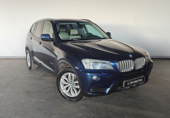 Подержанный автомобиль BMW X3 2011 года (3 фото)