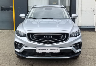 Подержанный автомобиль Geely Atlas Pro 2021 года (2 фото)