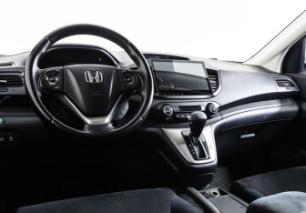 Подержанный автомобиль Honda CR-V 2013 года (7 фото)