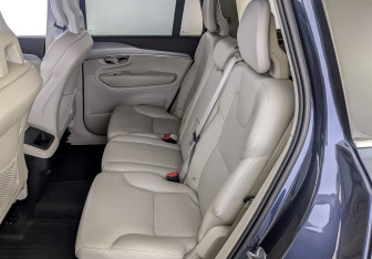 Подержанный автомобиль Volvo XC90 2020 года (12 фото)
