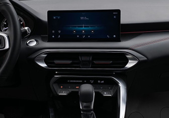 Подержанный автомобиль Kaiyi E5 2023 года (12 фото)