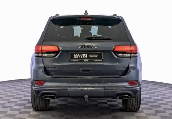 Подержанный автомобиль Jeep Grand Cherokee 2021 года (6 фото)