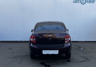 Подержанный автомобиль LADA (ВАЗ) Granta Sedan 2012 года (6 фото)