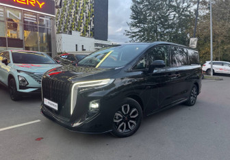 Подержанный автомобиль Hongqi HQ9 2022 года (12 фото)