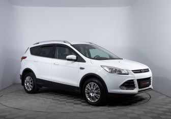 Подержанный автомобиль Ford Kuga 2014 года (3 фото)