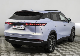 Подержанный автомобиль Omoda C7 2025 года (5 фото)