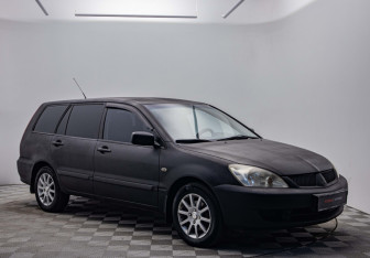 Подержанный автомобиль Mitsubishi Lancer Wagon 2006 года (3 фото)