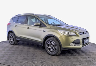 Подержанный автомобиль Ford Kuga 2013 года (3 фото)