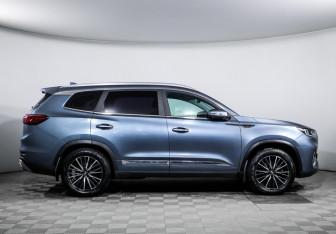 Подержанный автомобиль Chery Tiggo 8 Pro 2021 года (4 фото)