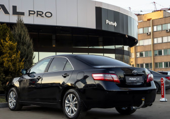 Подержанный автомобиль Toyota Camry Sedan 2008 года (4 фото)
