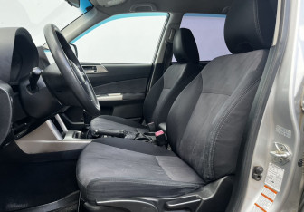 Подержанный автомобиль Subaru Forester Suv 2008 года (10 фото)