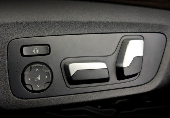 Подержанный автомобиль BMW X3 2021 года (19 фото)