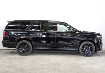 Подержанный автомобиль Cadillac Escalade Suv 2021 года (4 фото)