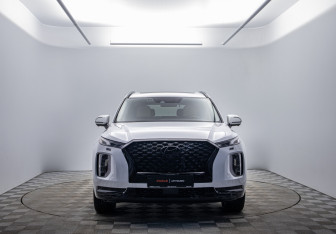 Подержанный автомобиль Hyundai Palisade 2021 года (2 фото)
