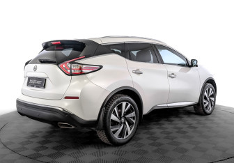 Подержанный автомобиль Nissan Murano Suv 2021 года (5 фото)