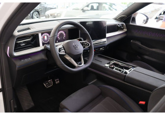 Новый Volkswagen Teramont 2025 (11 фото)