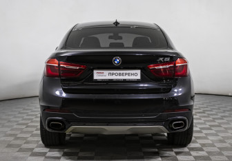 Подержанный автомобиль BMW X6 2017 года (6 фото)