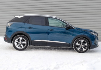 Подержанный автомобиль Peugeot 3008 2021 года (4 фото)