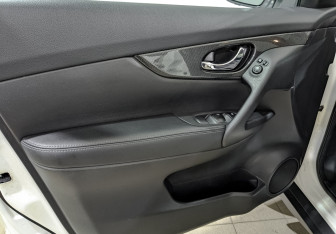 Подержанный автомобиль Nissan X-Trail 2018 года (18 фото)