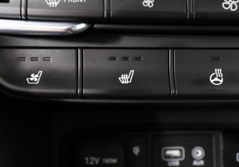 Подержанный автомобиль Hyundai Santa Fe 2019 года (13 фото)