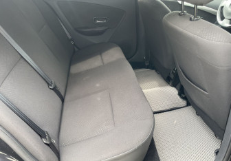 Подержанный автомобиль Nissan Almera Sedan 2013 года (11 фото)