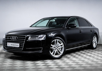 Подержанный автомобиль Audi A8 2015 года (1 фото)