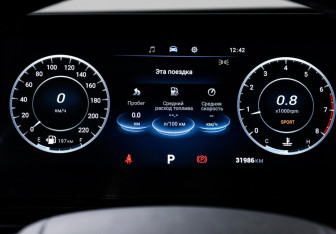 Подержанный автомобиль Omoda C5 2024 года (11 фото)