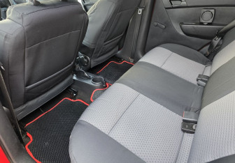 Подержанный автомобиль Chevrolet Aveo Hatchback 2011 года (10 фото)