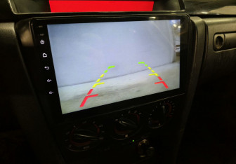 Подержанный автомобиль Mazda 3 Sedan 2004 года (13 фото)