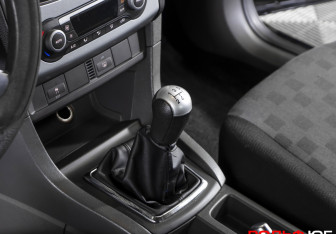 Подержанный автомобиль Ford Focus Hatchback 2007 года (13 фото)