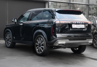 Подержанный автомобиль Jaecoo J7 2023 года (6 фото)