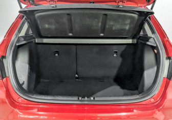 Подержанный автомобиль Kia Rio Hatchback 2020 года (10 фото)