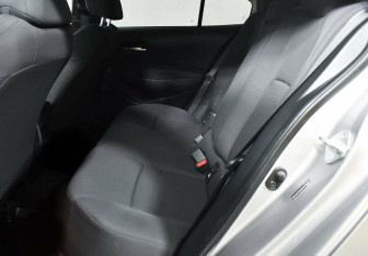 Подержанный автомобиль Toyota Corolla Sedan 2020 года (13 фото)