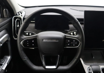 Подержанный автомобиль Jaecoo J7 2023 года (15 фото)