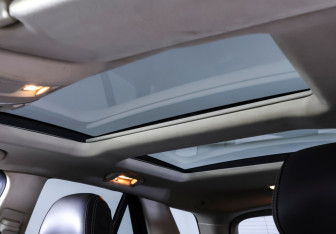 Подержанный автомобиль Mercedes-Benz GLE 2017 года (19 фото)