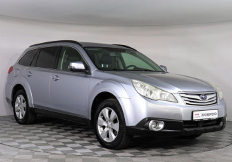 Подержанный автомобиль Subaru Outback Wagon 2011 года (2 фото)
