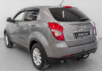 Подержанный автомобиль SsangYong Actyon 2013 года (7 фото)