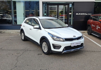 Подержанный автомобиль Kia Rio Hatchback 2018 года (3 фото)