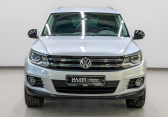 Подержанный автомобиль Volkswagen Tiguan 2013 года (2 фото)