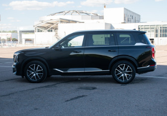 Подержанный автомобиль GAC GS8 2023 года (8 фото)