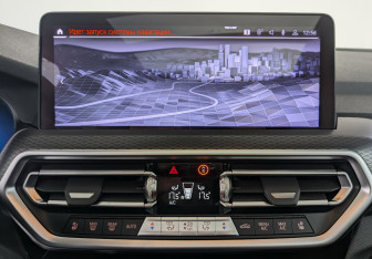 Подержанный автомобиль BMW X4 2023 года (9 фото)