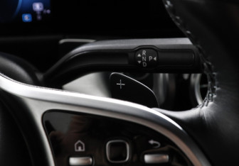 Подержанный автомобиль Mercedes-Benz GLB 2021 года (15 фото)