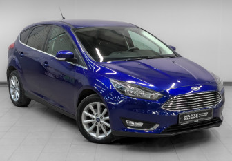 Подержанный автомобиль Ford Focus Hatchback 2017 года (3 фото)