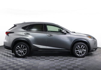 Подержанный автомобиль Lexus NX 2017 года (4 фото)