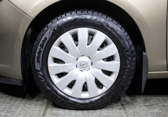 Подержанный автомобиль Opel Astra Hatchback 2013 года (22 фото)