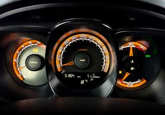 Подержанный автомобиль LADA (ВАЗ) Vesta Wagon 2021 года (13 фото)